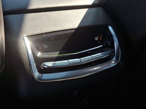 Used 2023 Cadillac XT6 Premium Luxury AWD/4WD image 11