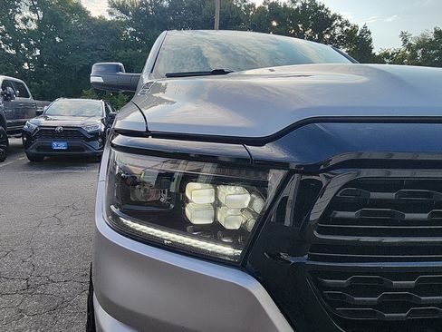 Used 2022 RAM 1500 Big Horn AWD/4WD image 9