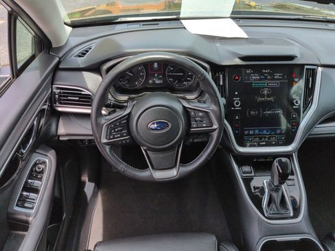 Used 2023 Subaru Outback Touring AWD/4WD image 16