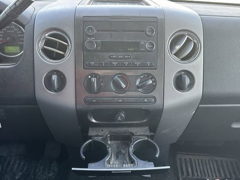 Used 2004 Ford F150 XLT image 27
