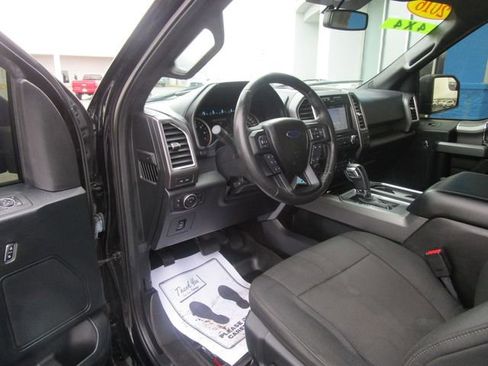 Used 2016 Ford F150 XLT w/ Equipment Group 302A Luxury image 18