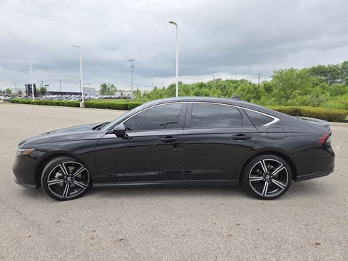 Used 2024 Honda Accord Sport image 14