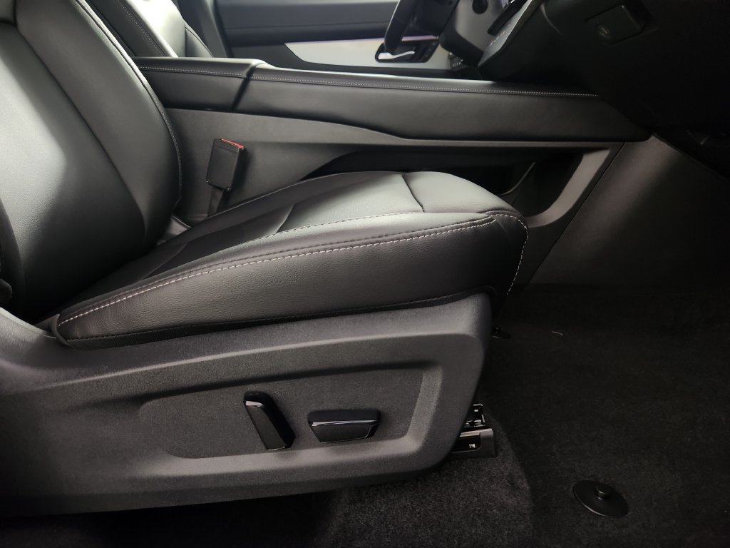 Certified 2025 Nissan Murano SL w/ Cargo Package AWD/4WD image 16