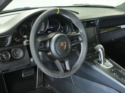 Certified 2019 Porsche 911 GT3 RS image 4