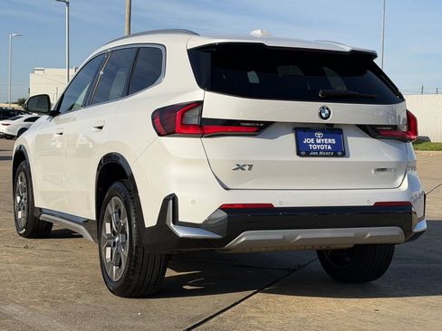 Used 2025 BMW X1 xDrive28i w/ Convenience Package AWD/4WD image 7