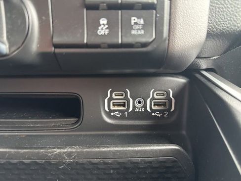 Used 2022 RAM 1500 Big Horn AWD/4WD image 26