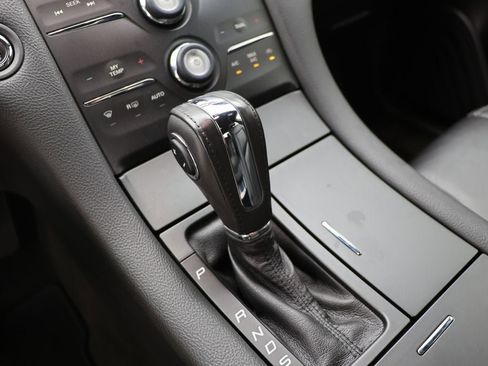 Used 2013 Ford Taurus SEL image 23