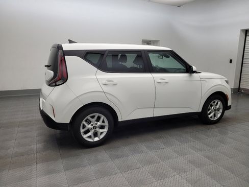 Used 2025 Kia Soul LX image 10