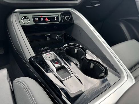 Certified 2025 Audi Q5 Premium Plus w/ Premium Plus AWD/4WD image 19