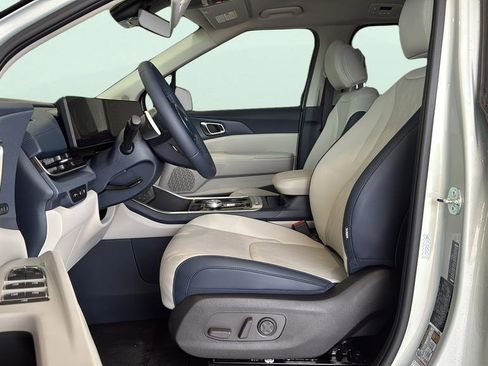 New 2026 Kia Carnival EX FWD image 22