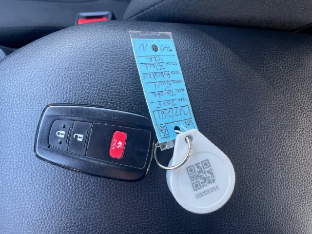 Certified 2025 Toyota RAV4 XLE AWD/4WD image 18