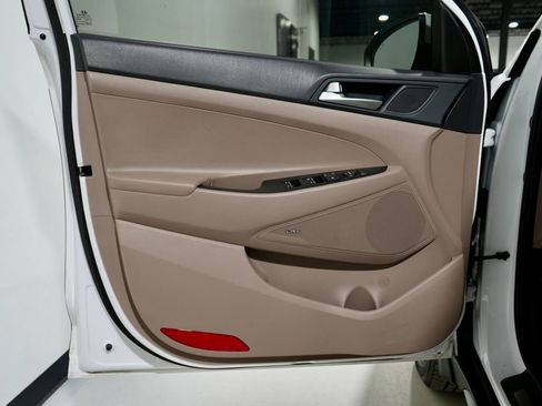 Used 2020 Hyundai Tucson Limited image 12