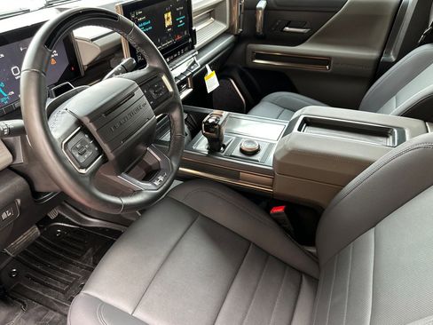 Certified 2025 GMC Hummer EV 2X image 10