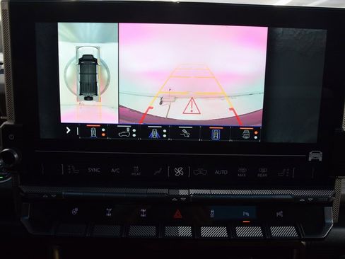 Used 2024 GMC Hummer EV 3X w/ Extreme Off-Road Package image 27