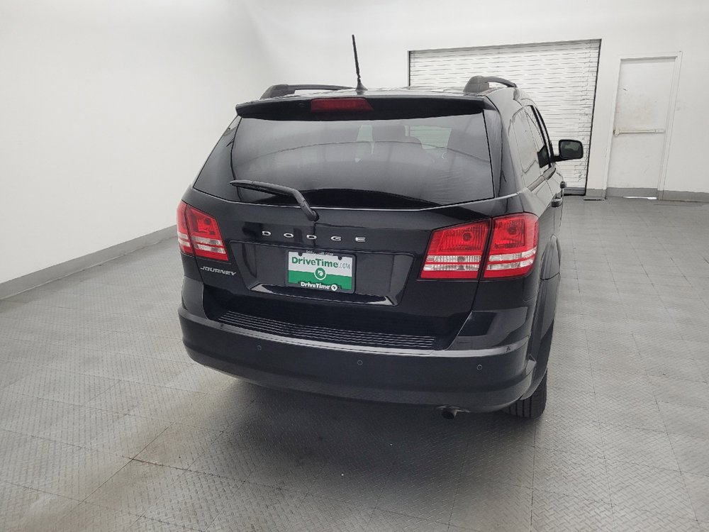Used 2020 Dodge Journey SE FWD image 7