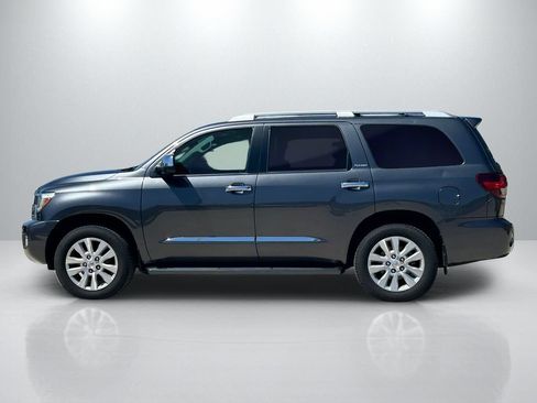 Used 2019 Toyota Sequoia Platinum RWD image 8