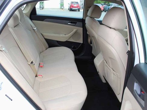 Used 2019 Hyundai Sonata SE FWD image 29