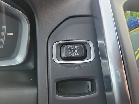 Used 2017 Volvo XC60 T6 Inscription w/ Preferred Option Package image 23