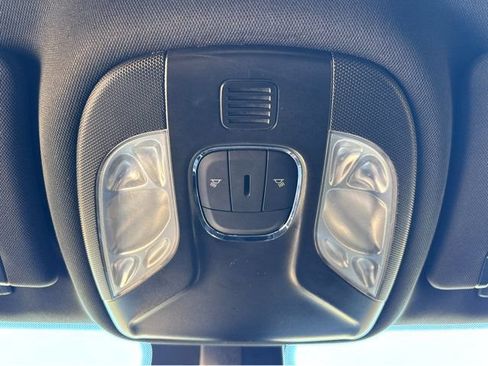 Used 2023 Jeep Compass Trailhawk AWD/4WD image 30