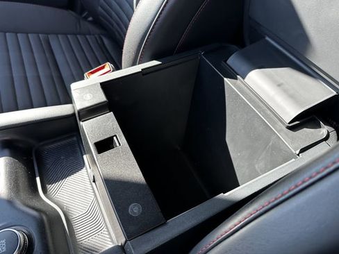 Certified 2025 Ford Explorer ST-Line w/ ST-Line Street Pack image 27