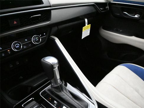 New 2025 Acura ADX A-Spec image 4