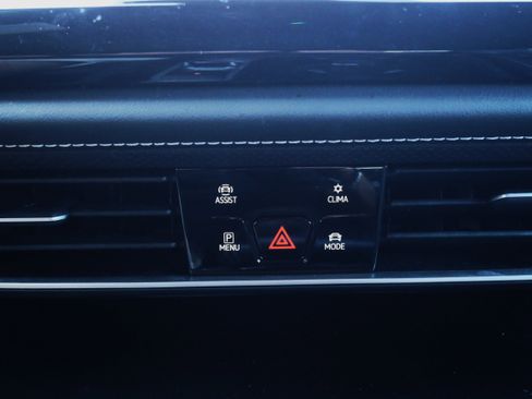 Used 2024 Volkswagen Atlas Cross Sport SEL R-Line image 18