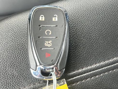 Used 2024 Chevrolet Malibu LT FWD image 23