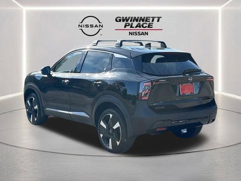 New 2026 Nissan Kicks SR image 7