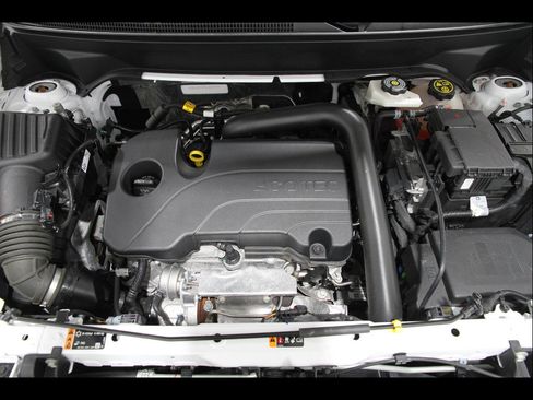 Certified 2024 Chevrolet Equinox LT AWD/4WD image 20