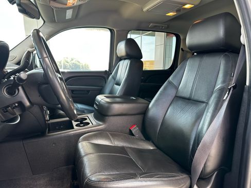 Used 2011 Chevrolet Silverado 2500 LTZ w/ LTZ Plus Package AWD/4WD image 14