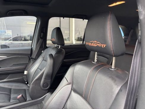 Certified 2022 Honda Pilot TrailSport image 12