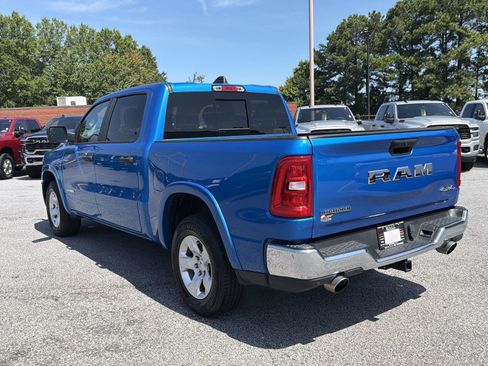 Used 2025 RAM 1500 Big Horn AWD/4WD image 8