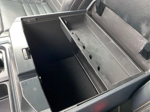 Used 2024 Ford F350 Platinum image 24