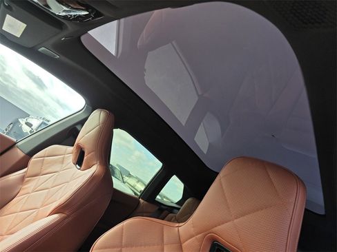 New 2026 BMW iX M70 w/ Executive Package image 10