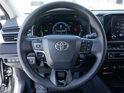 Used 2025 Toyota Camry LE FWD image 19