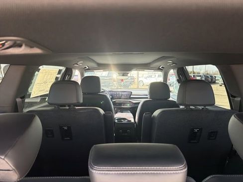 New 2026 Buick Enclave Sport Touring w/ Power Package FWD image 37