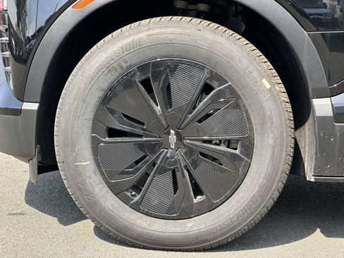 New 2026 Chevrolet Blazer EV LT image 7