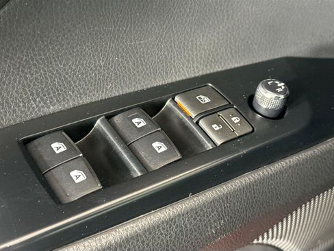Used 2018 Toyota Camry XSE FWD image 27