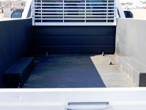 Used 2020 Ford F350 XL w/ Power Equipment Group image 17