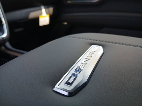 New 2026 GMC Yukon XL Denali AWD/4WD image 19