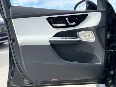 New 2026 Mercedes-Benz GLC 300 image 14