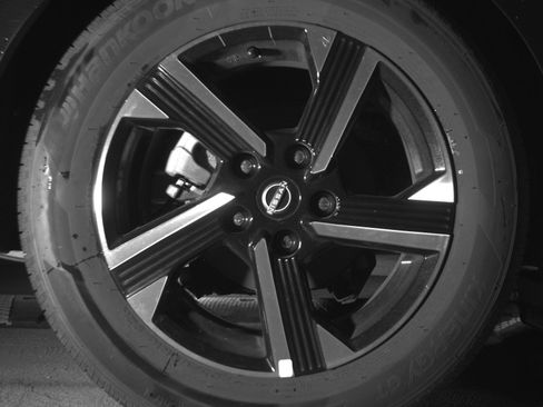 Used 2025 Nissan Sentra SV image 15