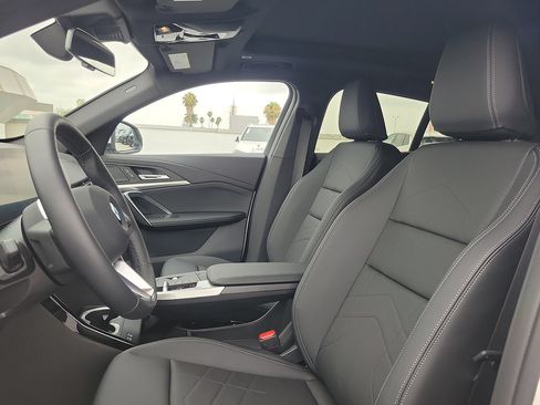 New 2026 BMW X2 xDrive28i w/ Convenience Package AWD/4WD image 18