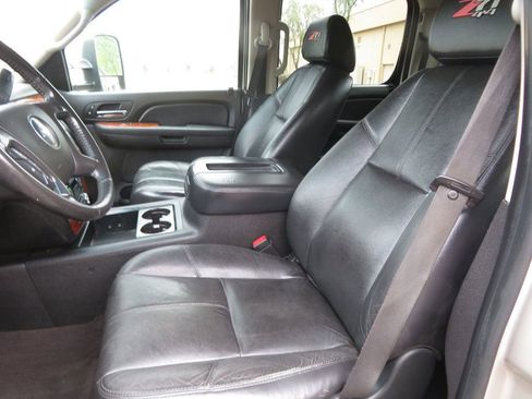 Used 2008 Chevrolet Silverado 2500 LTZ w/ Safety Package image 22