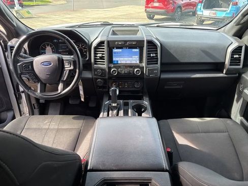 Used 2017 Ford F150 XLT w/ Equipment Group 302A Luxury image 15