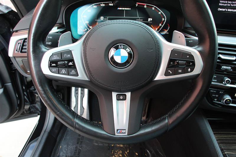 Used 2023 BMW M550i xDrive AWD/4WD image 25