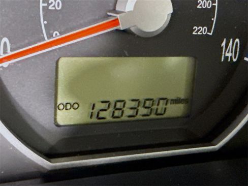 Used 2009 Hyundai Santa Fe Limited w/ Touring Pkg 15 W/Navigation image 4