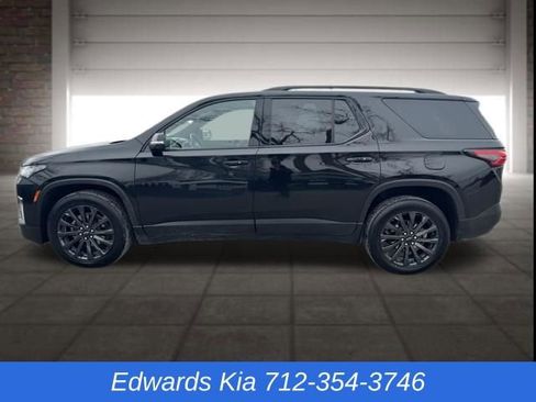 Used 2022 Chevrolet Traverse RS image 7