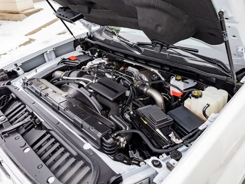 Used 2024 Chevrolet Silverado 3500 High Country w/ High Country Premium Package image 40