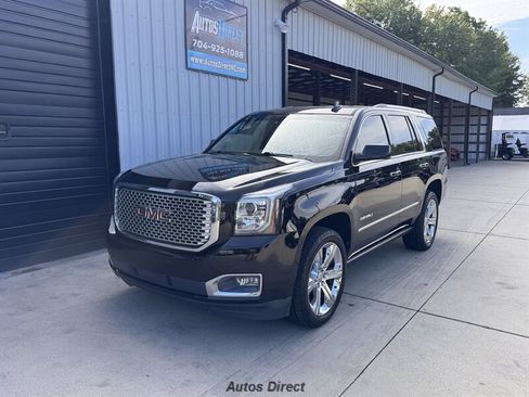 Used 2017 GMC Yukon Denali w/ Open Road Package RWD image 11